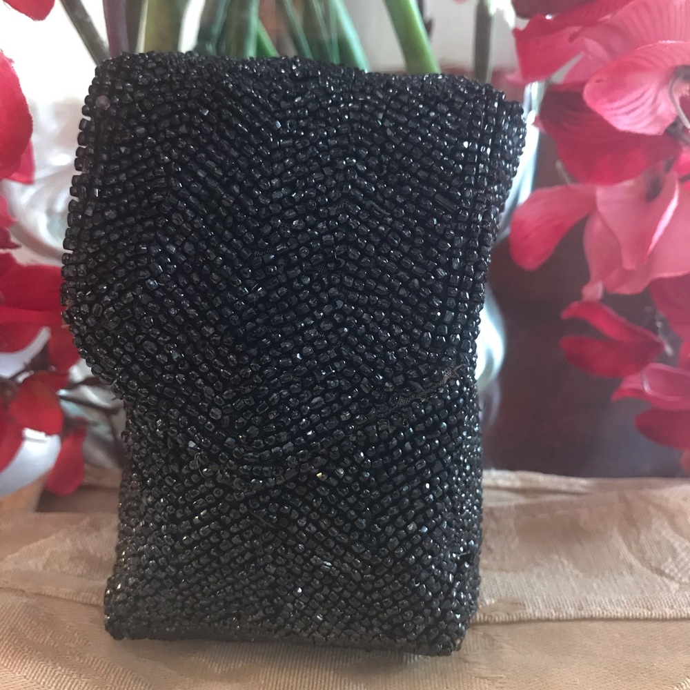 Vintage Walborg beaded cigarette pack holder case